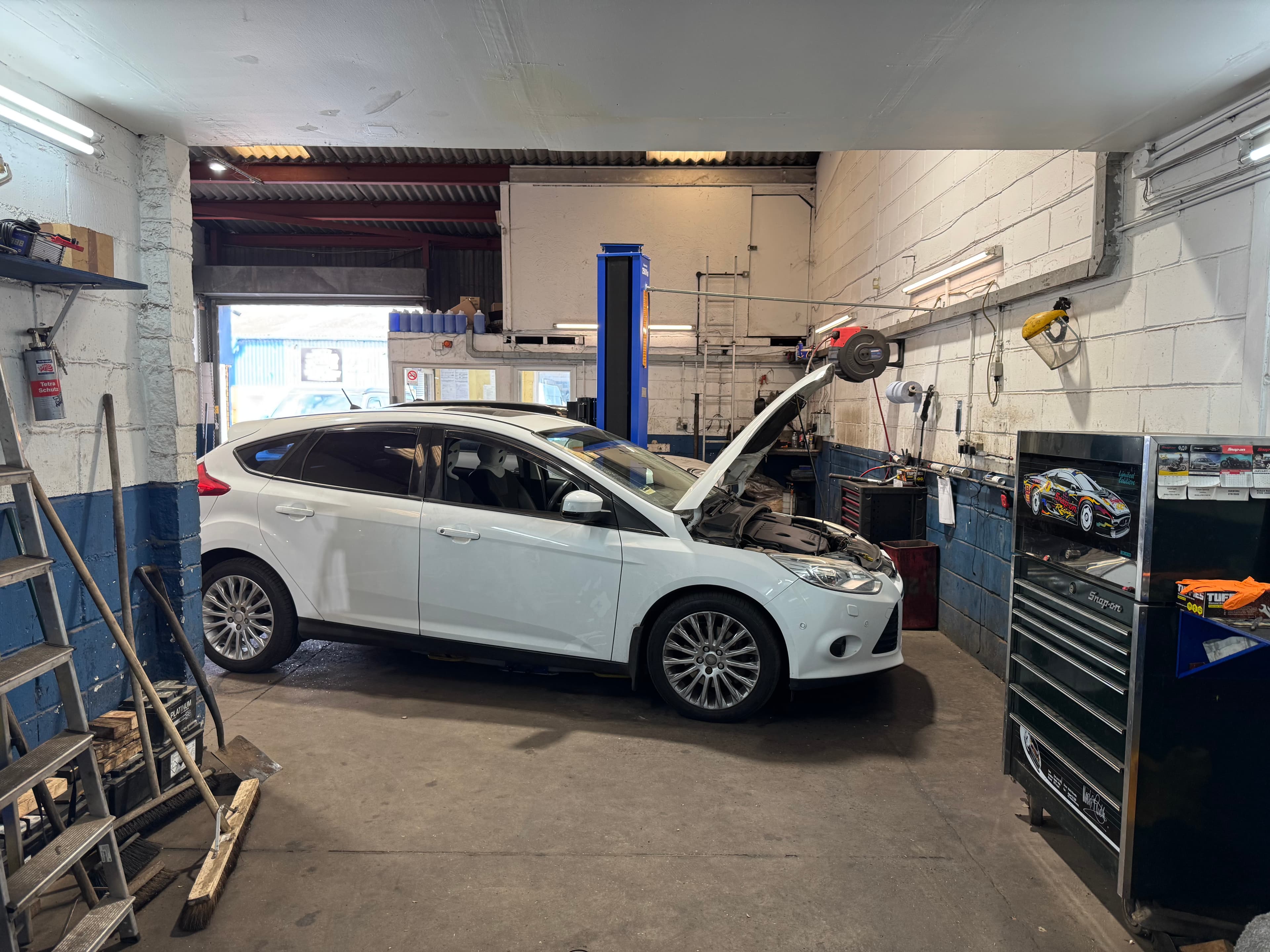 Auto Repair Workshop